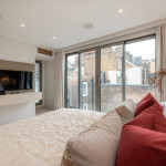 3 bedroom 2 bathroom home 15 South Molton Street, London W1K 5RX