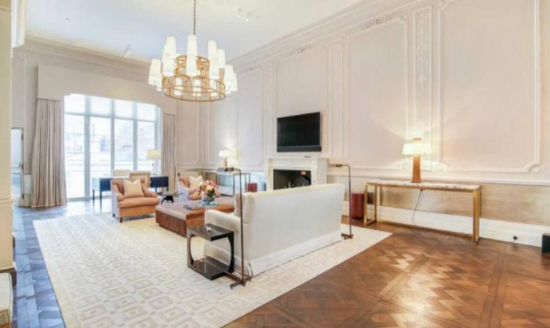 9 bedroom 9 bathroom apartment 10 Castle Ln Buckingham Gate, SW1E 6DR