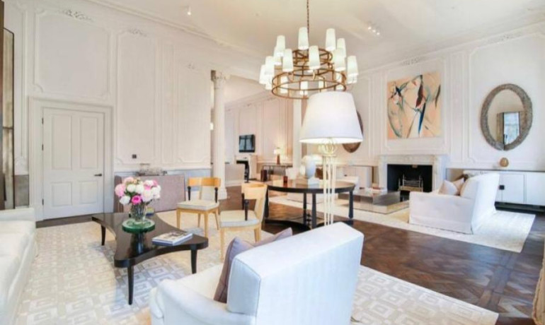 9 bedroom 9 bathroom apartment 10 Castle Ln Buckingham Gate, SW1E 6DR