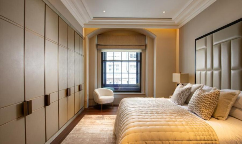 1 bedroom 1 bathroom The OWO Residences By Raffles, 5 Whitehall Court, London, SW1A