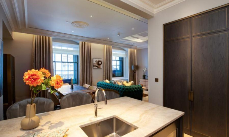 1 bedroom 1 bathroom The OWO Residences By Raffles, 5 Whitehall Court, London, SW1A