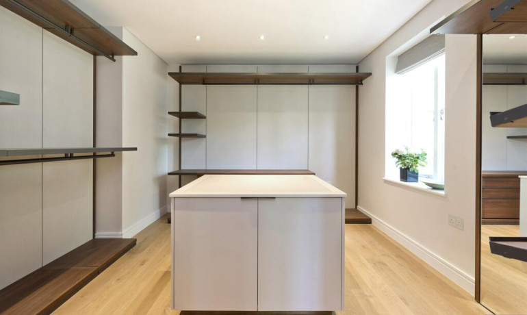 7 Bathroom 7 Bedroom Abbotsbury Road, London, W14